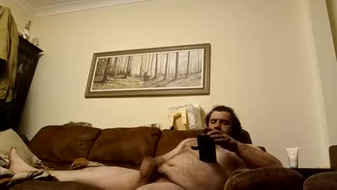 Snapshot of averageguy213396 chatting on 01/14/26, 11:31 averageguy213396 online show from 01/14/26, 11:31