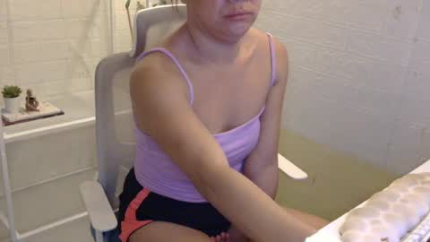Rhian online show from 06/15/26, 04:47