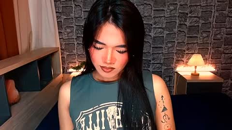 Avery online show from 12/25/24, 05:37