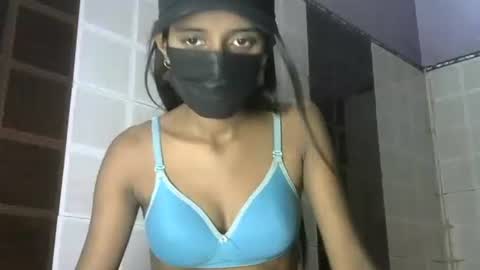 Snapshot of avery_lust01 chatting on 05/07/26, 06:08 avery_lust01 online show from 05/07/26, 06:08