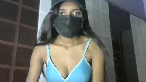 Snapshot of avery_lust01 chatting on 05/08/26, 06:19 avery_lust01 online show from 05/08/26, 06:19