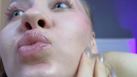 avgustina_love online show from 04/11/26, 09:57