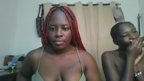 avian_babe1 online show from 06/29/26, 06:08