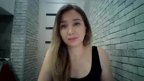 Snapshot of avinelra chatting on 03/27/26, 03:56 avinelra online show from 03/27/26, 03:56