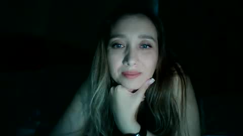 Snapshot of avinelra chatting on 05/05/26, 02:14 avinelra online show from 05/05/26, 02:14