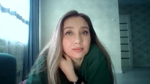 Snapshot of avinelra chatting on 05/12/26, 01:30 avinelra online show from 05/12/26, 01:30
