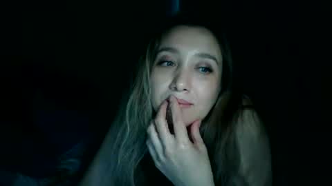 Snapshot of avinelra chatting on 05/15/26, 03:08 avinelra online show from 05/15/26, 03:08