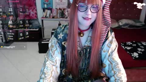 Snapshot of avril2809 chatting on 12/23/25, 05:27 Abril online show from 12/23/25, 05:27