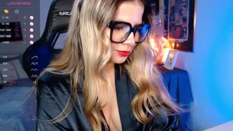 Snapshot of avrill_morgan chatting on 02/27/25, 05:45 Avrill Morgan online show from 02/27/25, 05:45