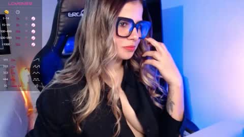 Snapshot of avrill_morgan chatting on 11/04/25, 09:14 Avrill Morgan online show from 11/04/25, 09:14