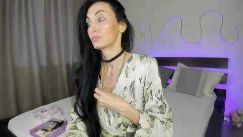 Snapshot of avrora_mars chatting on 05/20/26, 09:15 Avrora online show from 05/20/26, 09:15