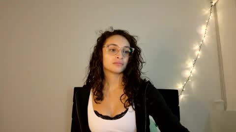 Avaia online show from 01/14/26, 11:42