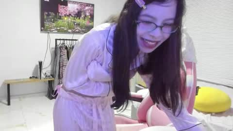 Snapshot of awa_katy chatting on 02/09/25, 12:17 katy online show from 02/09/25, 12:17