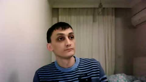 Snapshot of awesenheit chatting on 12/25/24, 01:19 awesenheit online show from 12/25/24, 01:19