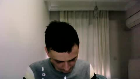 Snapshot of awesenheit chatting on 01/19/25, 02:06 awesenheit online show from 01/19/25, 02:06