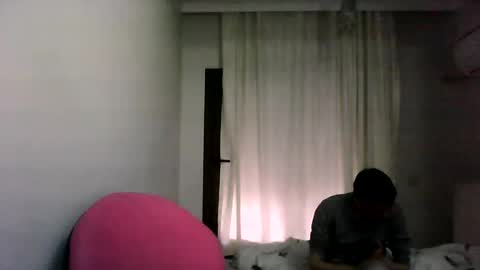 awesenheit online show from 05/11/26, 04:48