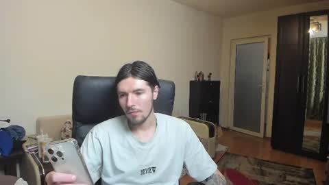 Snapshot of awesome_justin chatting on 07/09/26, 07:18 Justin online show from 07/09/26, 07:18