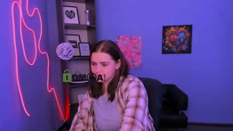 awesomeemma_ online show from 05/07/26, 11:26