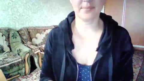 awesomeladyy online show from 10/28/25, 07:34