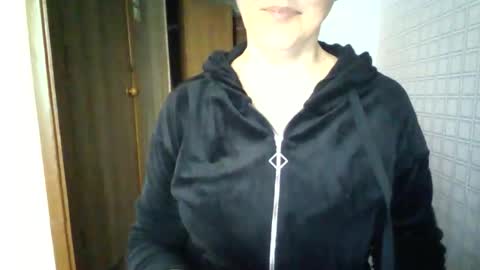 awesomeladyy online show from 05/11/26, 08:42