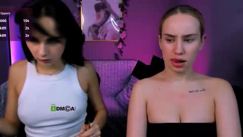 Snapshot of awesomemonica chatting on 10/11/25, 02:22 monica online show from 10/11/25, 02:22