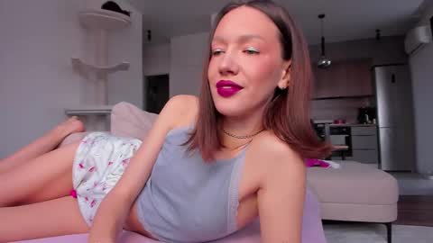 Snapshot of awgustina_sweetheart22 chatting on 02/02/26, 09:19 Awgustina online show from 02/02/26, 09:19