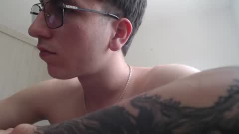 Snapshot of axel__master chatting on 07/08/26, 04:44 axel__master online show from 07/08/26, 04:44