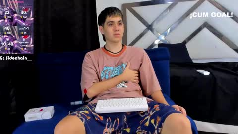 Snapshot of axel_cifer chatting on 02/23/25, 09:16 Axel cifer online show from 02/23/25, 09:16