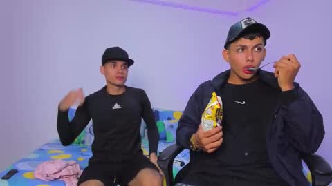 AXEL online show from 11/27/25, 07:49