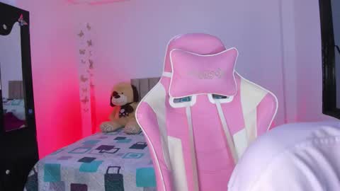 AXEL online show from 03/21/26, 03:55