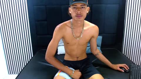 axel_diamond online show from 02/27/25, 12:56