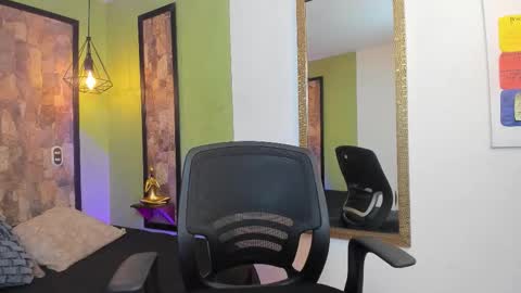 axel_draven online show from 11/13/25, 11:09