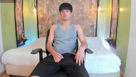 axel_draven online show from 05/14/26, 11:06