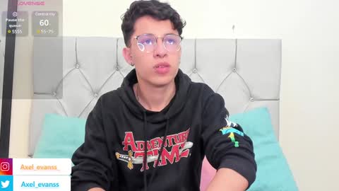 Axel Evanss online show from 02/08/25, 01:33