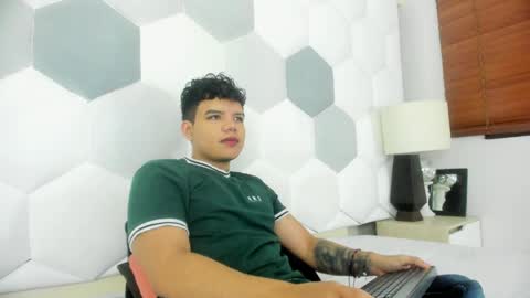 Snapshot of axel_forte chatting on 04/01/26, 02:14 Axel Forte online show from 04/01/26, 02:14