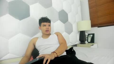 Snapshot of axel_forte chatting on 04/14/26, 01:28 Axel Forte online show from 04/14/26, 01:28
