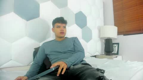 Snapshot of axel_forte chatting on 04/22/26, 01:56 Axel Forte online show from 04/22/26, 01:56