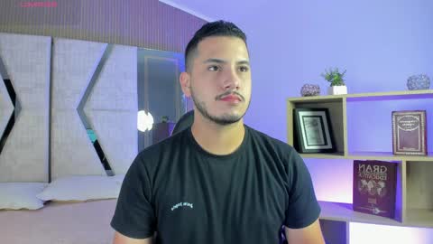 axel_grey_ online show from 04/28/26, 12:32
