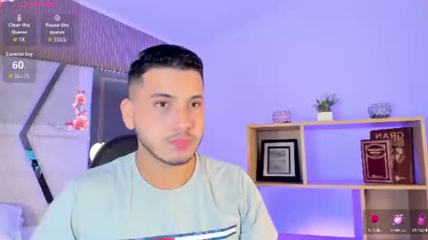 Snapshot of axel_grey_ chatting on 06/18/26, 12:53 axel_grey_ online show from 06/18/26, 12:53