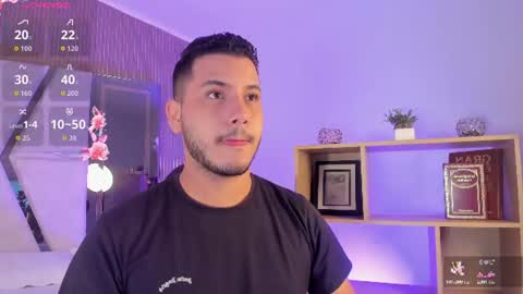 Snapshot of axel_grey_ chatting on 06/26/26, 12:31 axel_grey_ online show from 06/26/26, 12:31