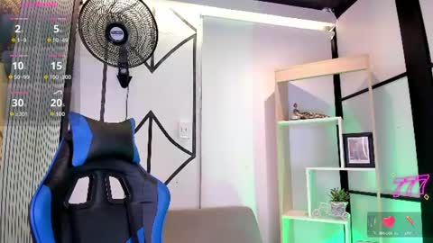 Snapshot of axel_grey_ chatting on 07/05/26, 05:14 axel_grey_ online show from 07/05/26, 05:14
