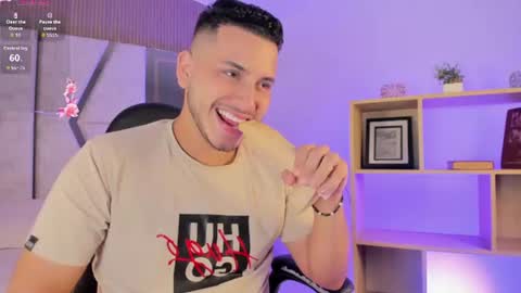 Snapshot of axel_grey_ chatting on 07/05/26, 05:20 axel_grey_ online show from 07/05/26, 05:20