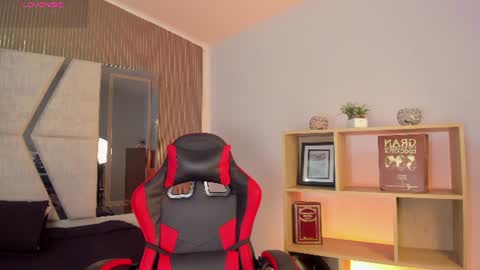 Snapshot of axel_grey_ chatting on 07/24/26, 12:58 axel_grey_ online show from 07/24/26, 12:58