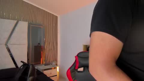 Snapshot of axel_grey_ chatting on 07/28/26, 12:48 axel_grey_ online show from 07/28/26, 12:48
