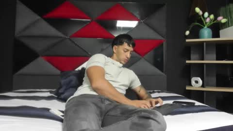 Snapshot of axel_hendrick chatting on 02/13/26, 11:50 axel_hendrick online show from 02/13/26, 11:50