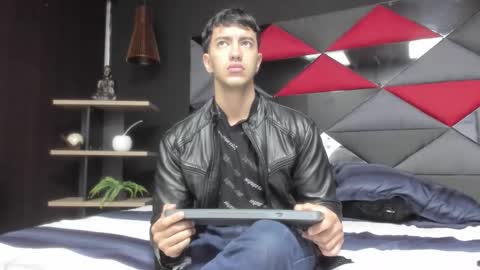 Snapshot of axel_hendrick chatting on 02/14/26, 11:29 axel_hendrick online show from 02/14/26, 11:29