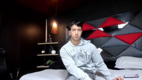 Snapshot of axel_hendrick chatting on 03/02/26, 12:56 axel_hendrick online show from 03/02/26, 12:56