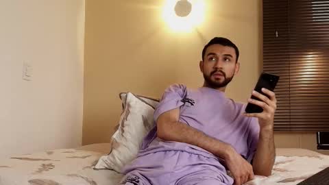 Axel Moon online show from 11/07/25, 09:26