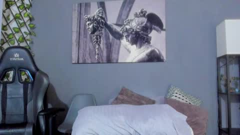 Snapshot of axel_owen chatting on 01/03/25, 12:54 Axel online show from 01/03/25, 12:54