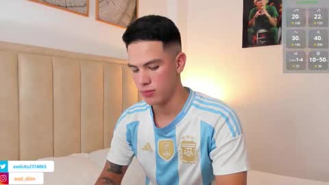 Snapshot of axel_sliim chatting on 11/19/25, 06:02 axel slim online show from 11/19/25, 06:02